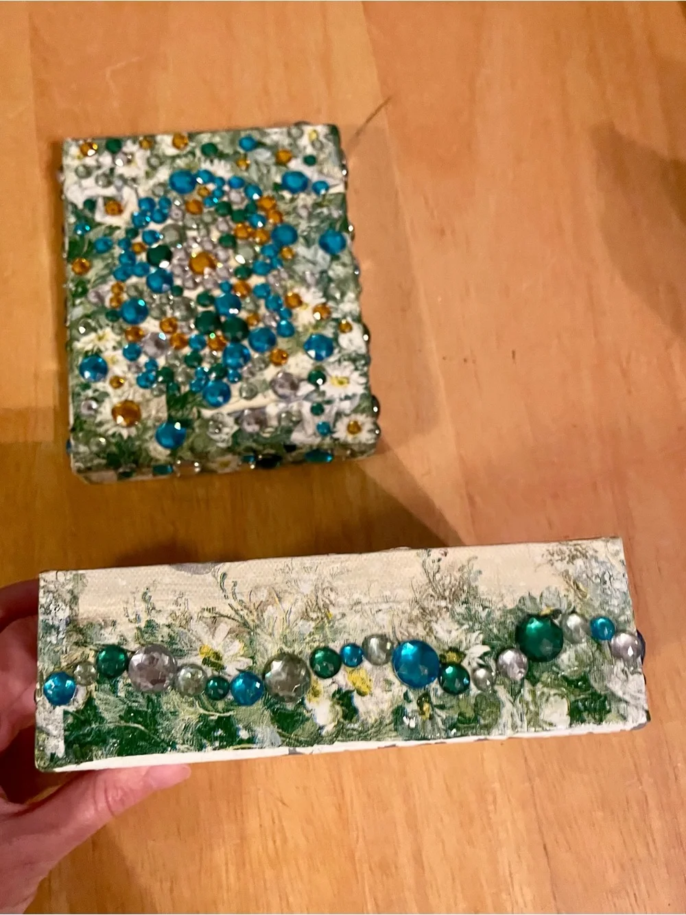 Decorative Gemstone Jewelry Organizer Box - Multicolor